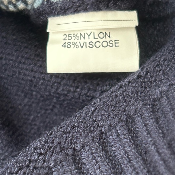 Argyle Knit V neck Vest in Blue - Picture 5 of 6